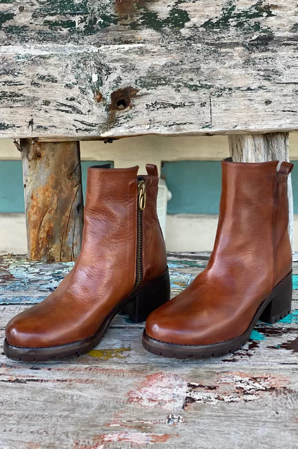 Boots - Brown