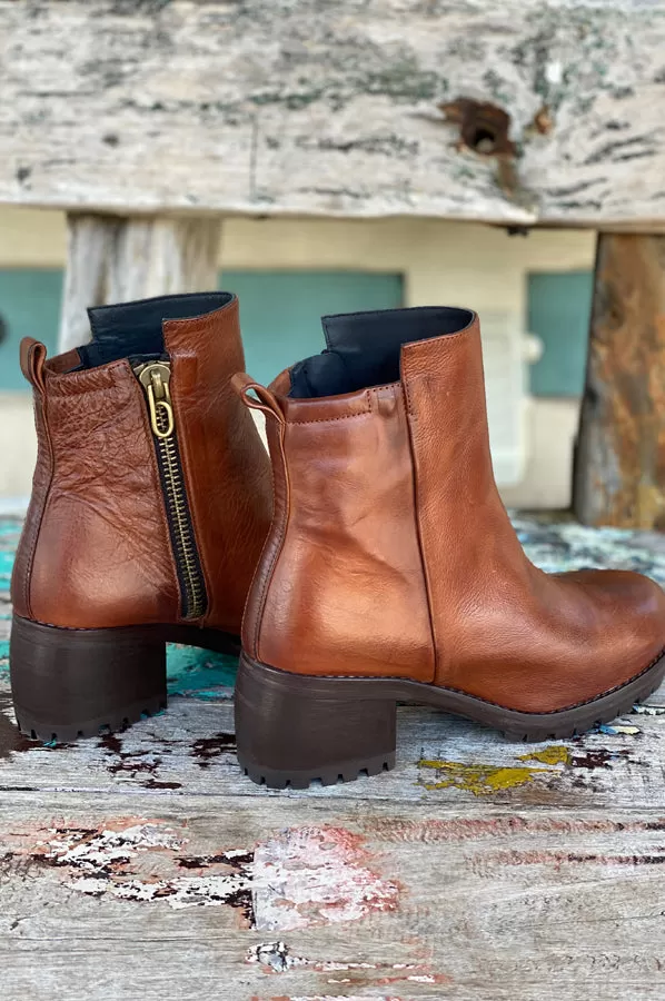 Boots - Brown